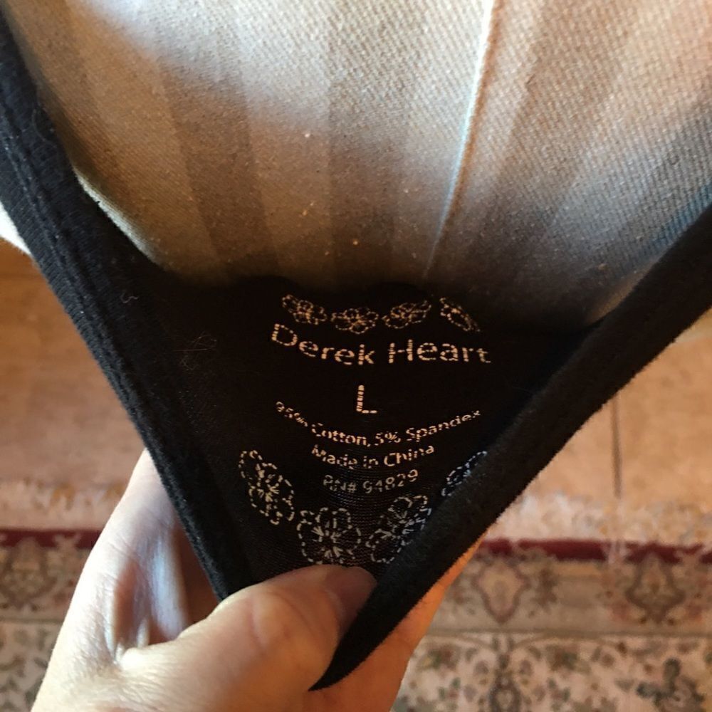 DEREK HEART Soft Tank - Picture 5 of 8